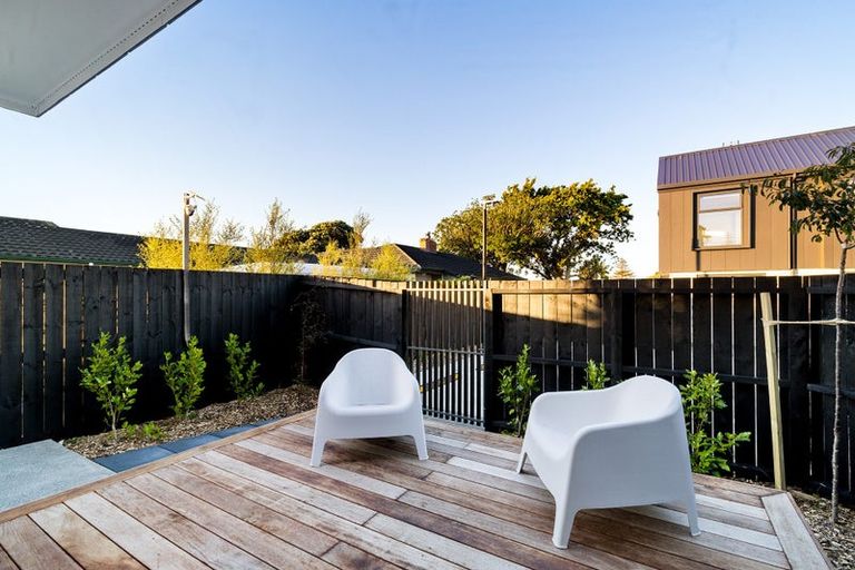 Photo of property in 2/109 Taikata Road, Te Atatu Peninsula, Auckland, 0610