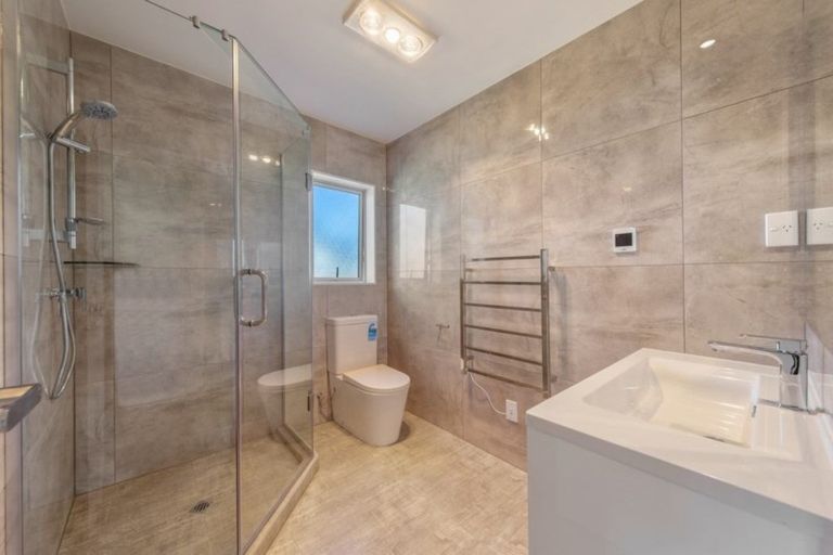 Photo of property in 16 Jaedee Court, Howick, Auckland, 2014