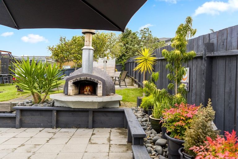 Photo of property in 63 Brightside Road, Stanmore Bay, Whangaparaoa, 0932