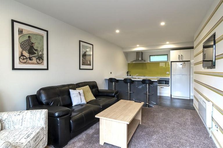 Photo of property in 2/7 Union Street, North Dunedin, Dunedin, 9016