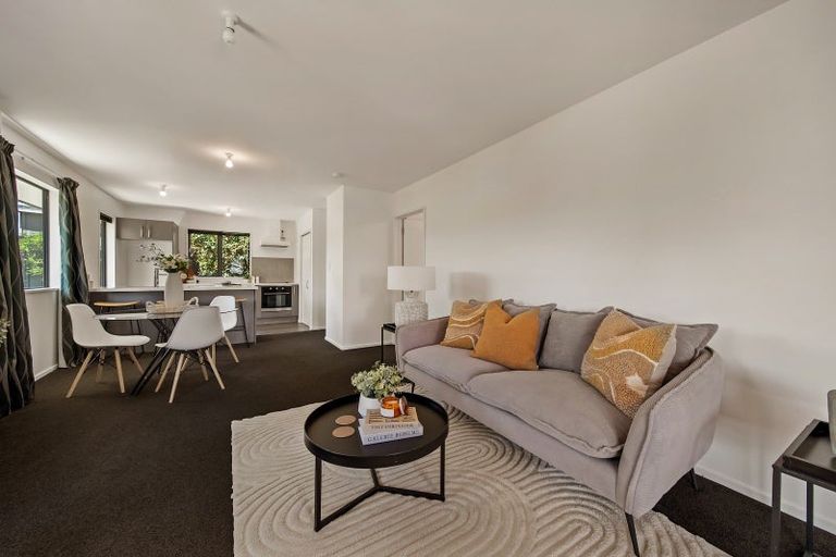 Photo of property in 2/65 Kuaka Crescent, Bromley, Christchurch, 8062