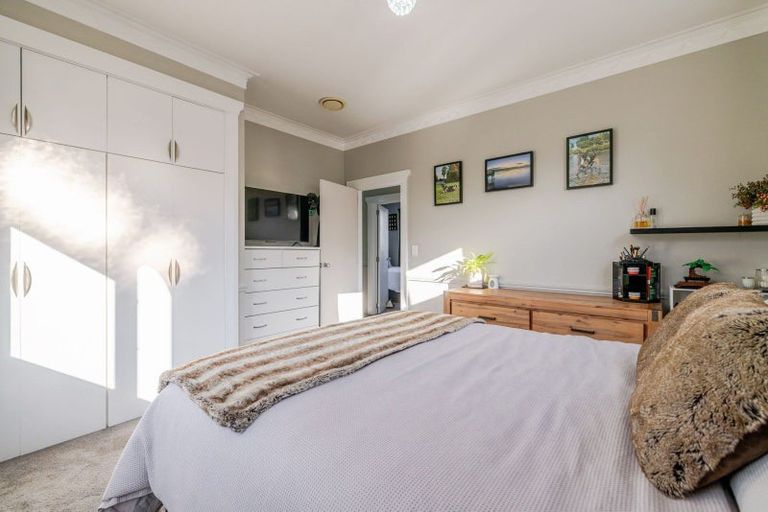 Photo of property in 32 Rewa Street, Takaro, Palmerston North, 4412