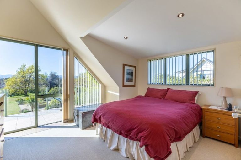 Photo of property in 10 Moreland Place, Mapua, 7005