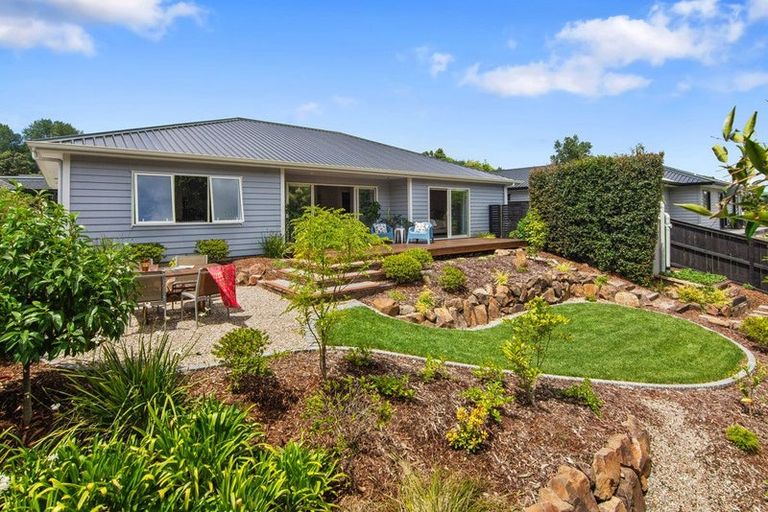 Photo of property in 8 Alfred Peter Crescent, Warkworth, 0910