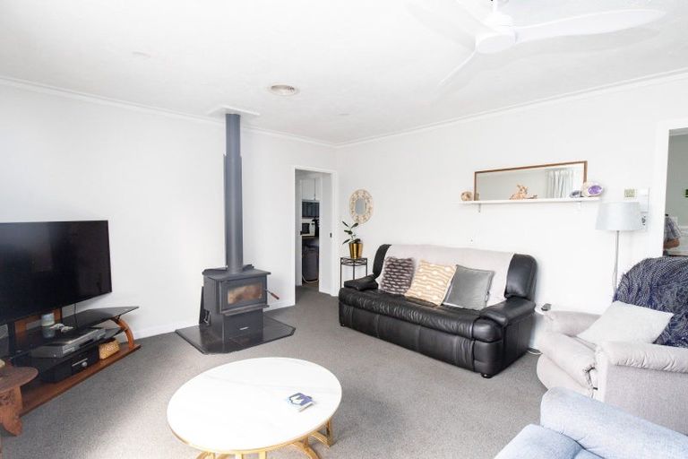 Photo of property in 71 Pipiroa Road, Ngatea, 3503