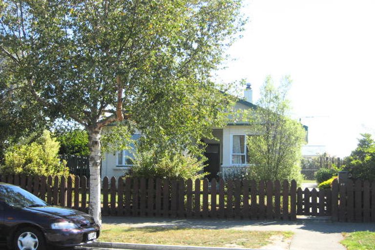 Photo of property in 27 Harborough Street, Watlington, Timaru, 7910