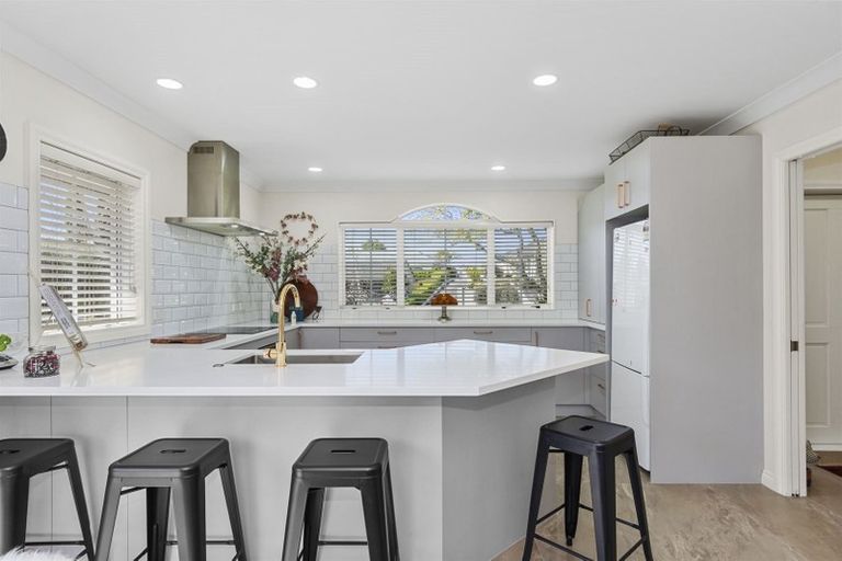 Photo of property in 60 Raukawa Drive, Bethlehem, Tauranga, 3110