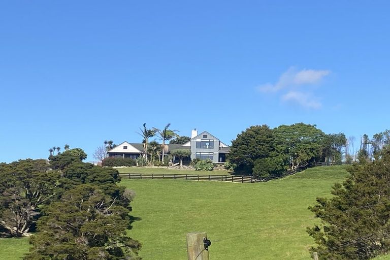 Photo of property in 67 Walu Lane, Matapouri, Whangarei, 0173