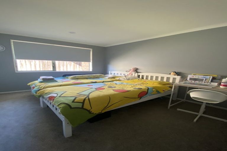 Photo of property in 8 Marlon Lane, East Tamaki, Auckland, 2016