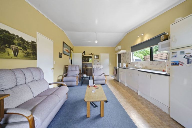 Photo of property in 8 Sylvia Way, Te Horo Beach, Otaki, 5581