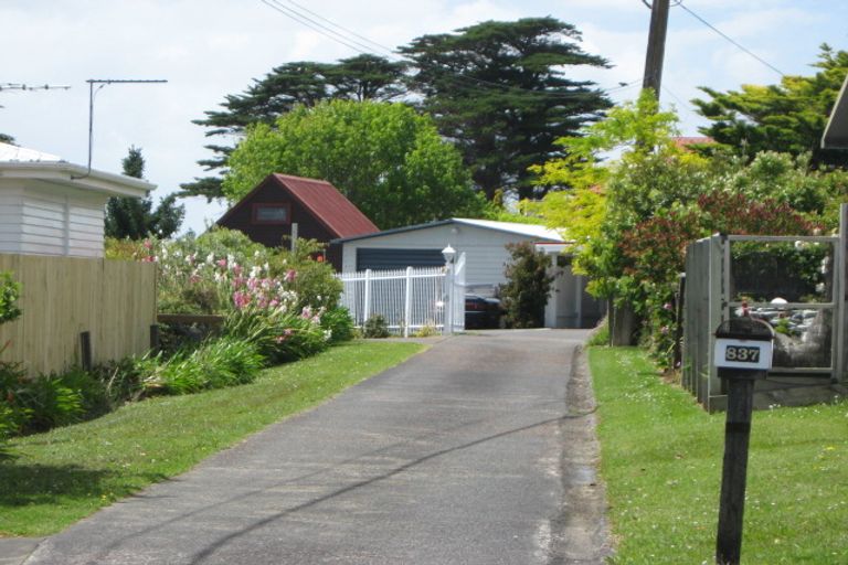 Photo of property in 837a Whangaparaoa Road, Manly, Whangaparaoa, 0930