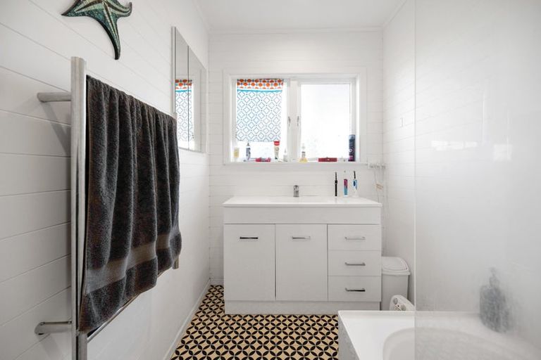 Photo of property in 25 Cotton Street, St Andrews, Hamilton, 3200