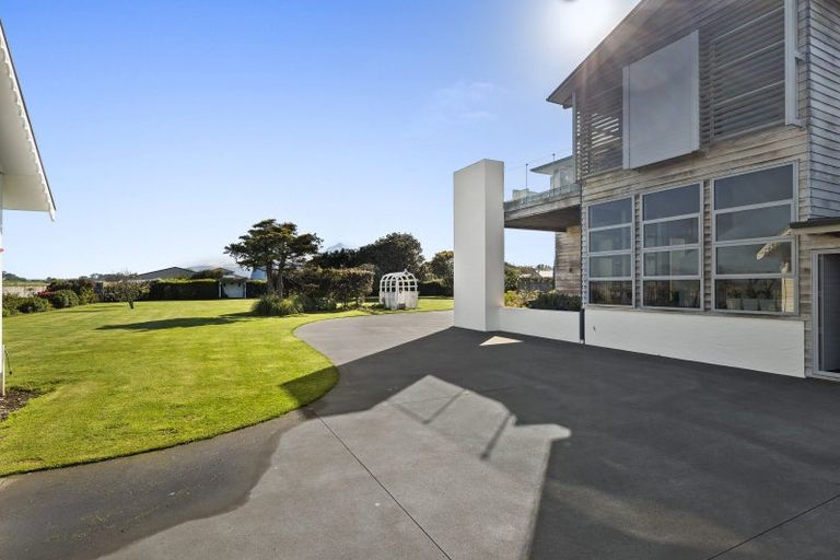 Photo of property in 3 Ponderosa Place, Opunake, 4616