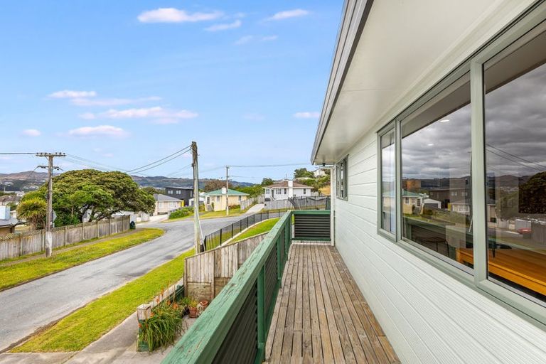 Photo of property in 1 Tuki Street, Titahi Bay, Porirua, 5022