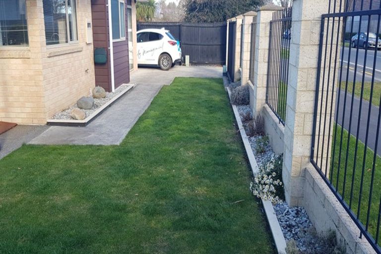 Photo of property in 3 Reeves Road, Rangiora, 7400