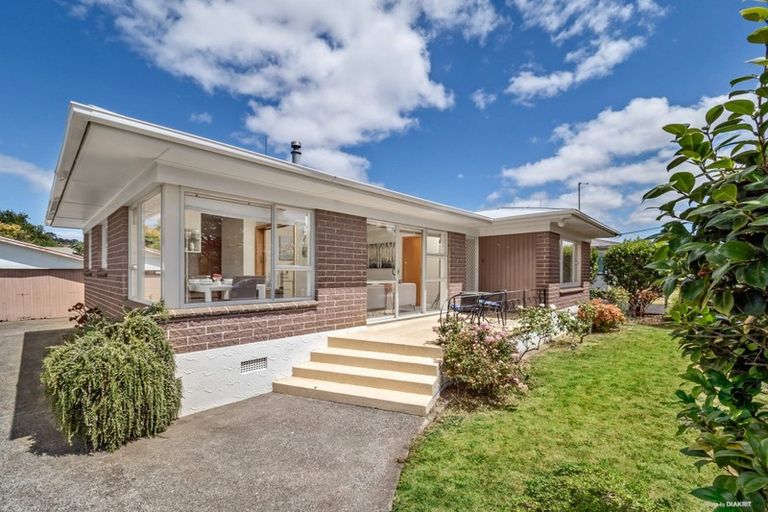 Photo of property in 10 Phillip Street, Pukekohe, 2120