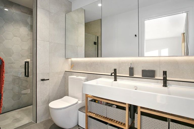 Photo of property in 9 Lakewood Lane, Cambridge, 3434