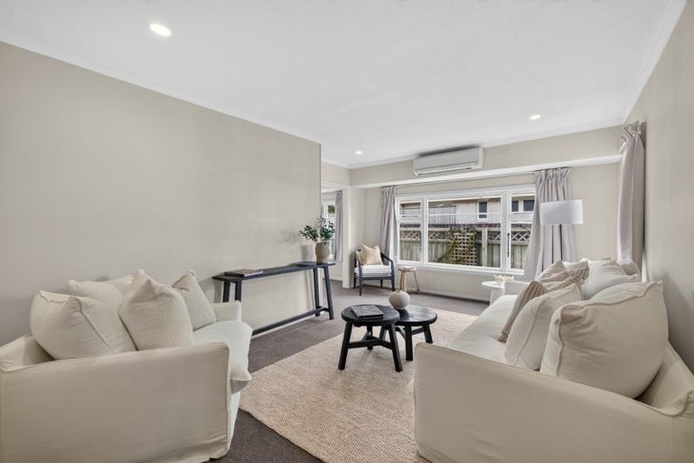 Photo of property in 43 Hounslow Street, Ilam, Christchurch, 8041
