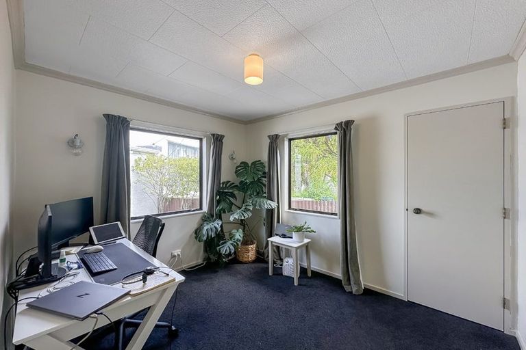 Photo of property in 8a Church Place, Whanganui, 4500
