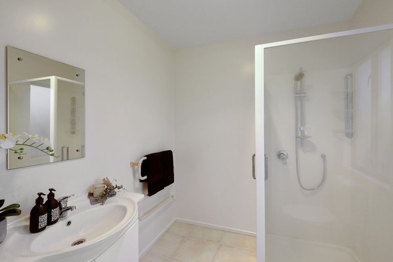 Photo of property in 128 Sherborne Street, St Albans, Christchurch, 8014