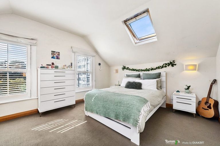 Photo of property in 3 Newman Terrace, Thorndon, Wellington, 6011
