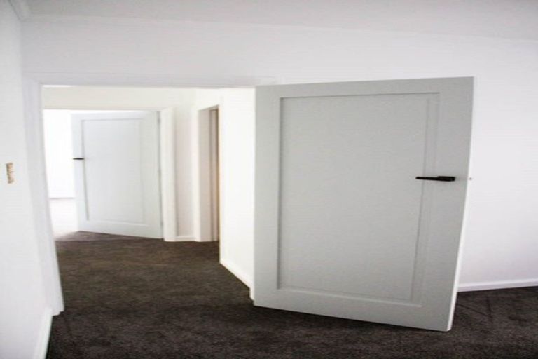 Photo of property in 390 Linwood Avenue, Bromley, Christchurch, 8062