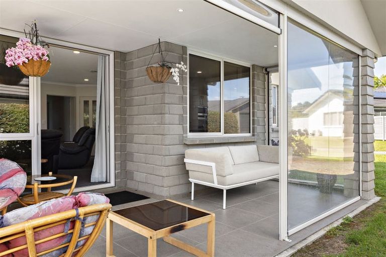 Photo of property in 9 Market Garden Way, Waipu, 0510