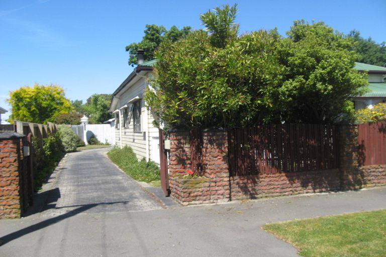Photo of property in 30 Cadogan Street, Sydenham, Christchurch, 8023