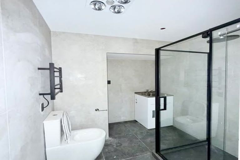 Photo of property in 2 Woolfield Road, Papatoetoe, Auckland, 2025