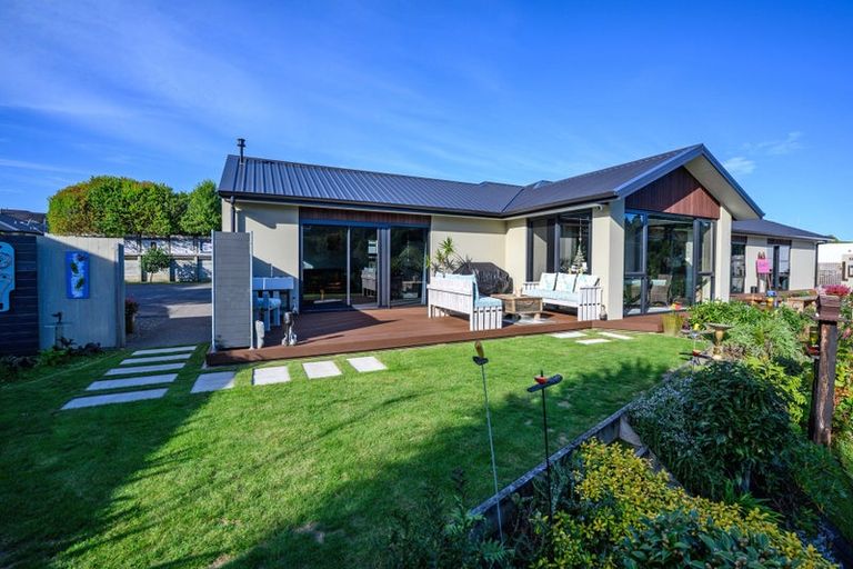 Photo of property in 30b Redwood Crescent, Hurdon, New Plymouth, 4310