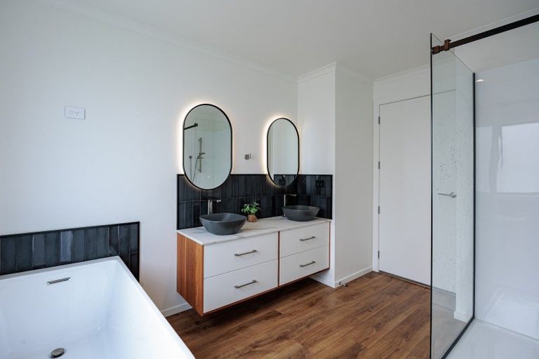 Photo of property in 4 Taruna Place, Havelock North, 4130