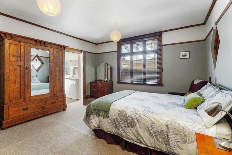 Photo of property in 72 Wharfe Street, South Hill, Oamaru, 9400