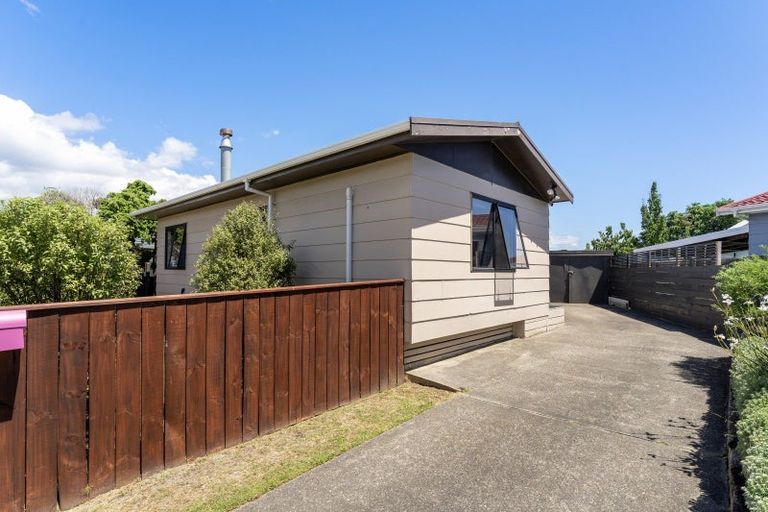 Photo of property in 23 Pukeko Street, Paraparaumu, 5032
