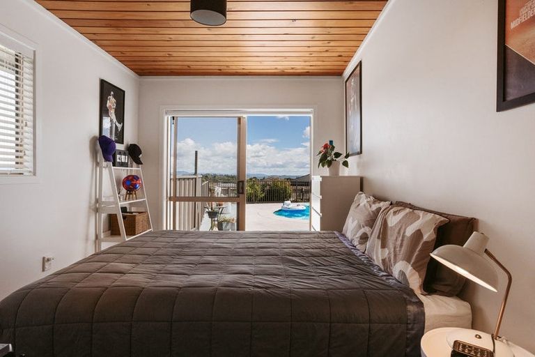 Photo of property in 306 Omokoroa Road, Omokoroa, 3114