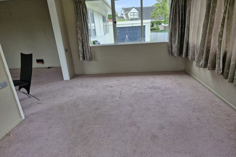 Photo of property in 20 Manaia View Road, One Tree Point, 0118