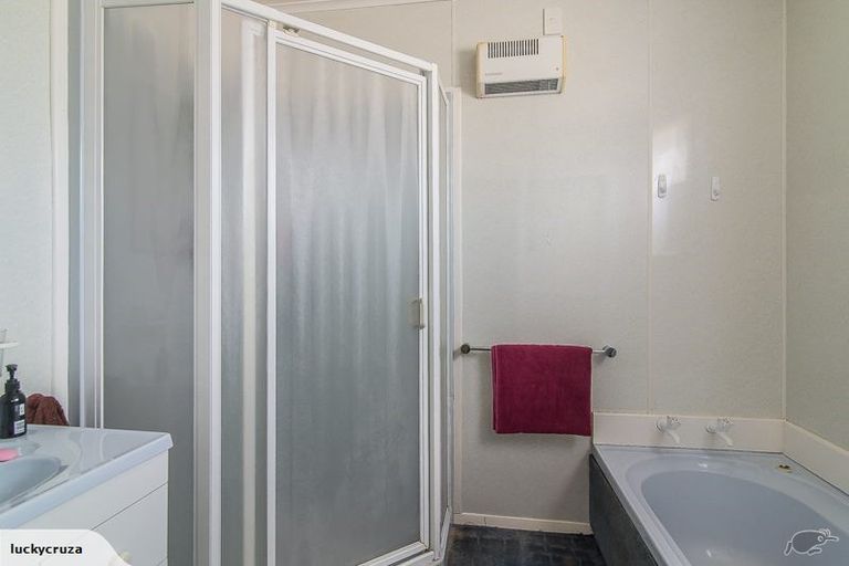 Photo of property in 22 Nathan Avenue, Paraparaumu Beach, Paraparaumu, 5032