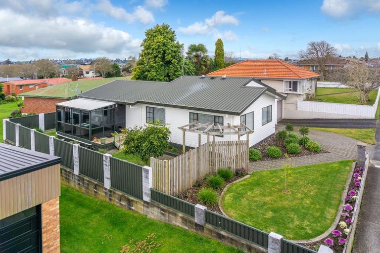 Photo of property in 216 Brady Street, Te Awamutu, 3800