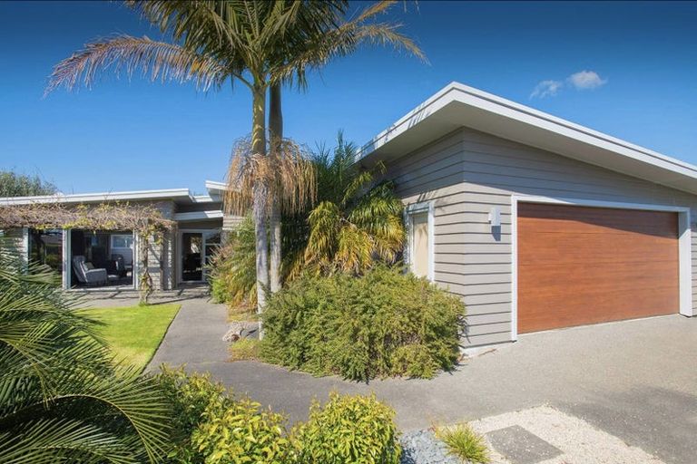 Photo of property in 4 Roger Street, Lytton West, Gisborne, 4010
