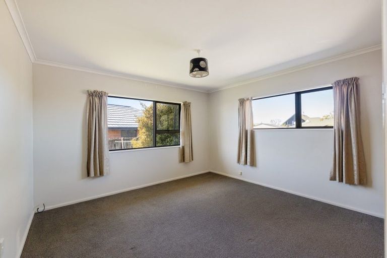 Photo of property in 6 Bankview Place, Amberley, 7410