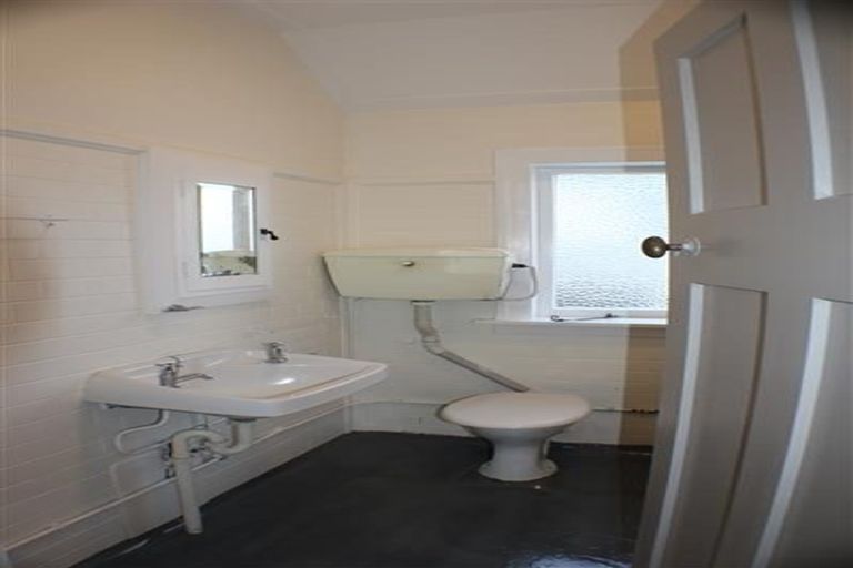 Photo of property in 107 Elizabeth Street, Mount Victoria, Wellington, 6011