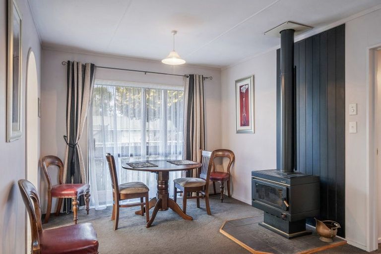 Photo of property in 21a Chester Street, Levin, 5510