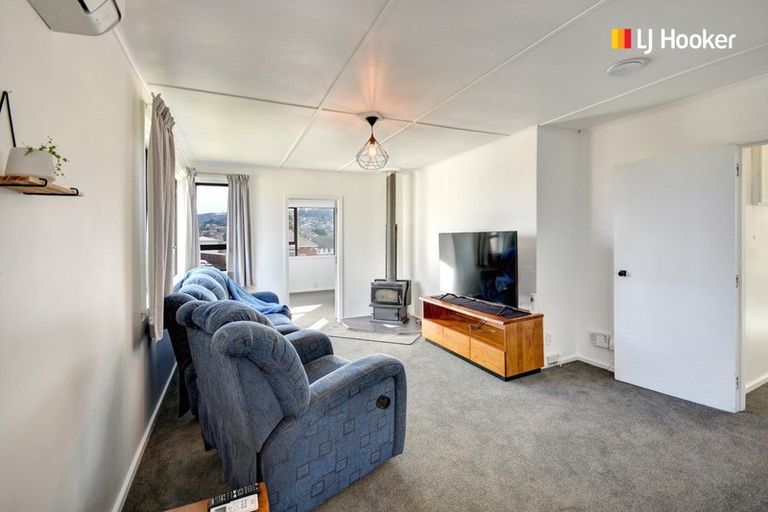 Photo of property in 21 Burgess Street, Green Island, Dunedin, 9018