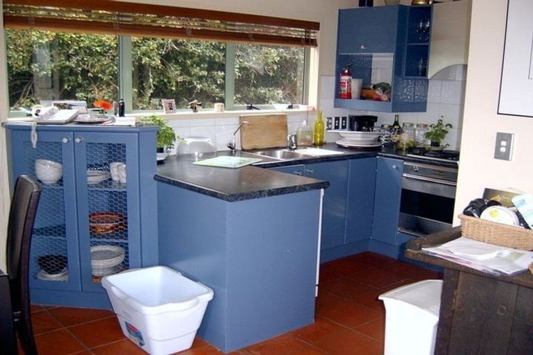 Photo of property in 49a Balmain Road, Birkenhead, Auckland, 0626