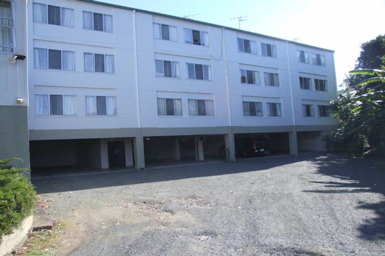 Photo of property in 10/12 Norfolk Street, Regent, Whangarei, 0112