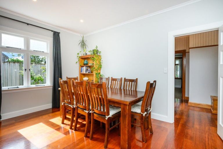 Photo of property in 10 Kingswood Street, Takaro, Palmerston North, 4412