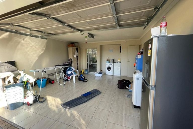 Photo of property in 25 Speyside Crescent, Flat Bush, Auckland, 2016