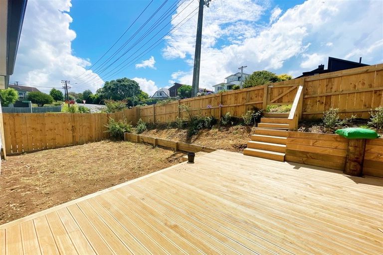 Photo of property in 2b Marina Road, Torbay, Auckland, 0630