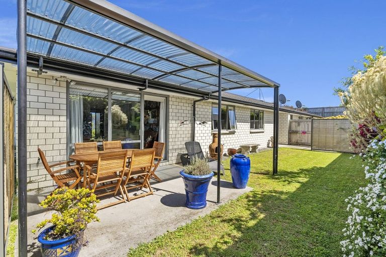 Photo of property in Waterview Estate, 1/4 Greystone Place, Omokoroa, 3114
