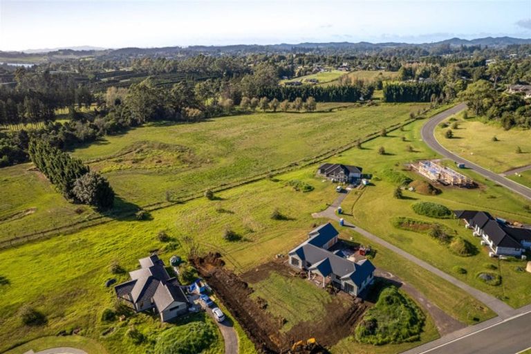 Photo of property in 14 Lone Gum Lane, Kerikeri, 0230