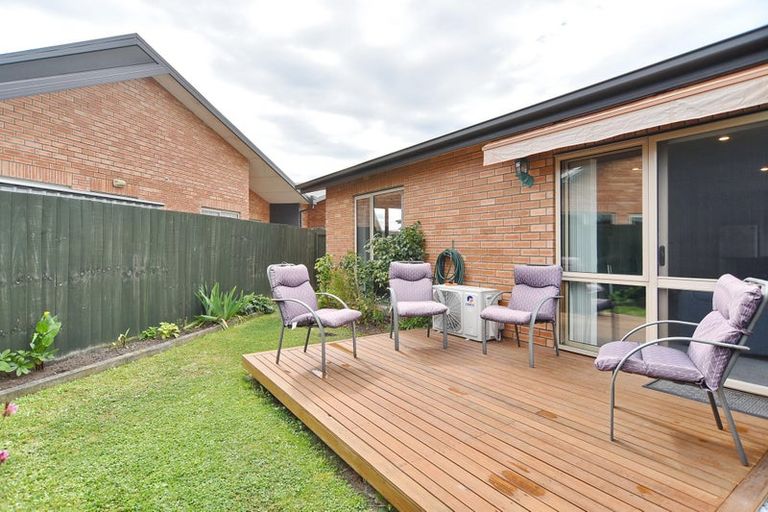 Photo of property in 14 Fulham Street, Islington, Christchurch, 8042